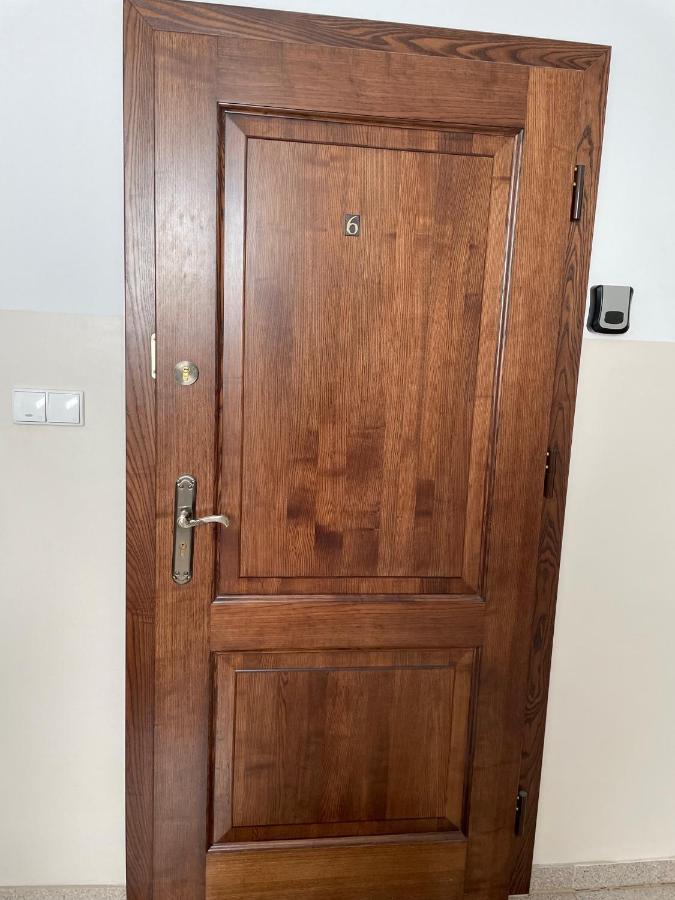 Apartament W Koninie Przy Ul. Wiosny Ludow Konin  Eksteriør bilde