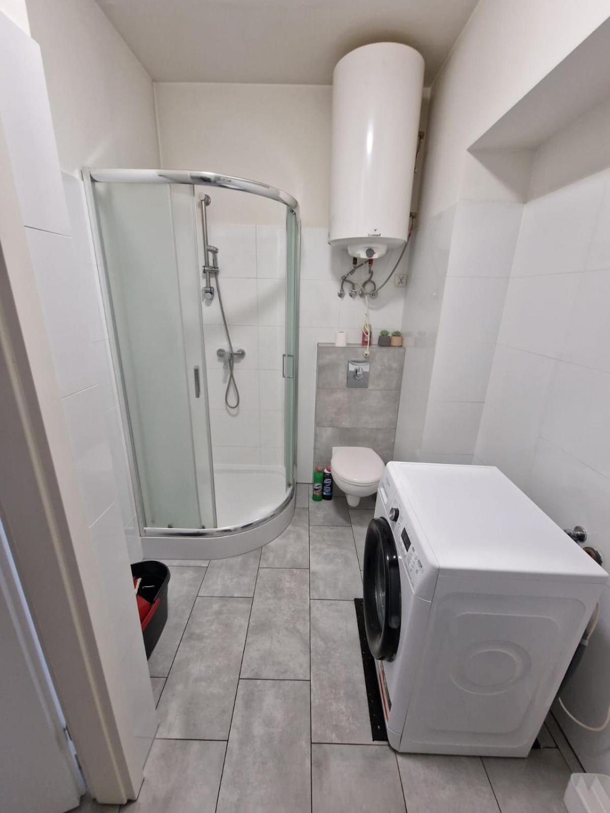 Apartament W Koninie Przy Ul. Wiosny Ludow Konin  Eksteriør bilde